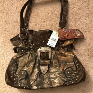 Real tree camo purse
